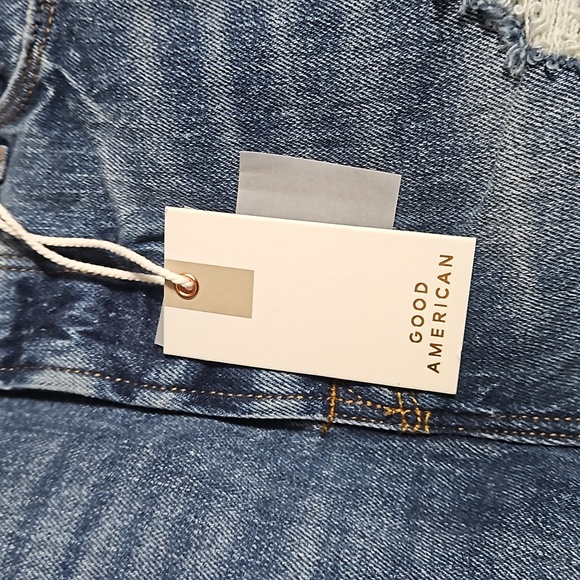 NWT Good American Denim Shorts - Picture 8 of 12